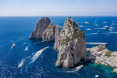 Costa de Sorrento e passeio de barco em Capri